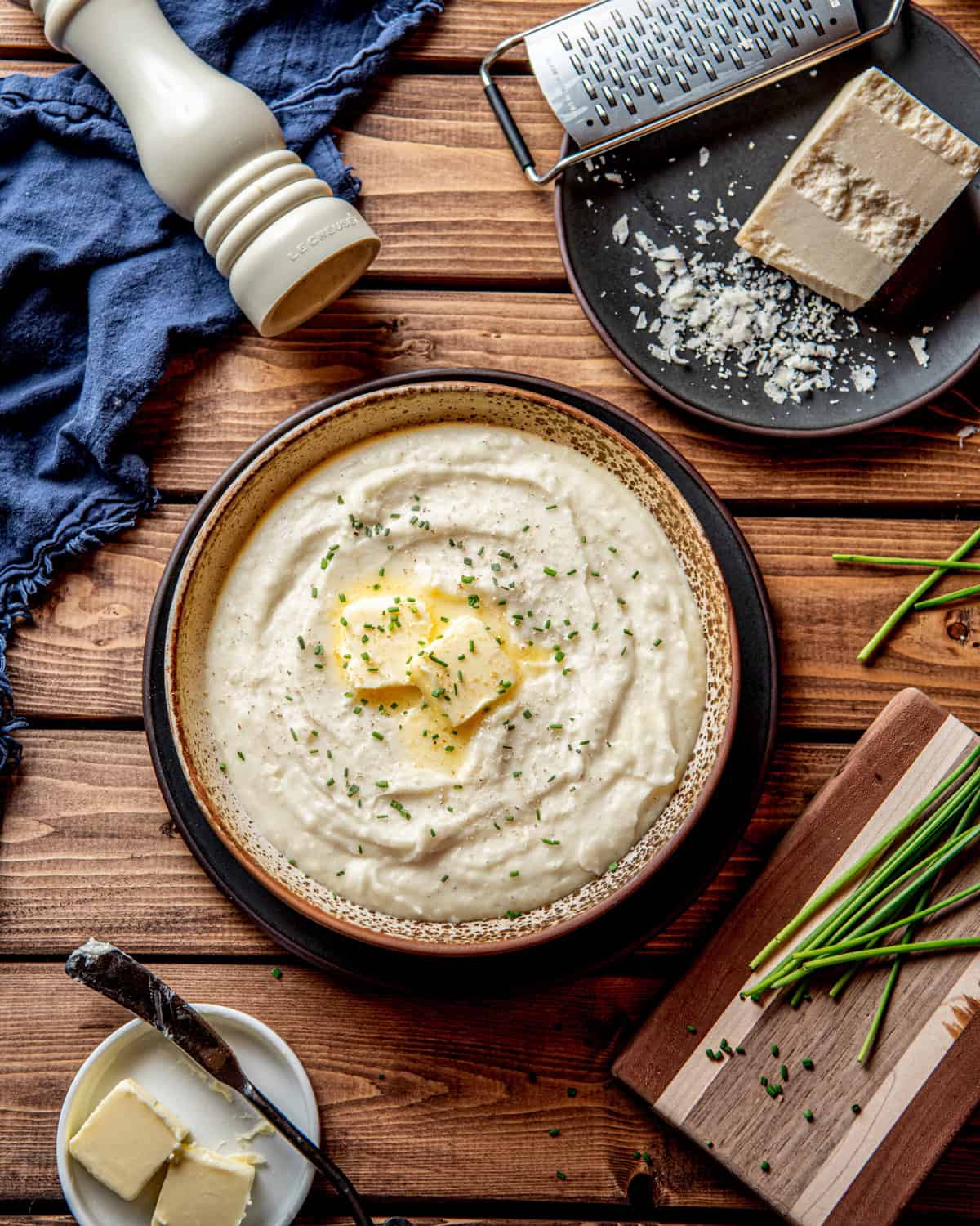 Parmesan Peppercorn Mashed Potatoes (Cacio e Pepe Potatoes)