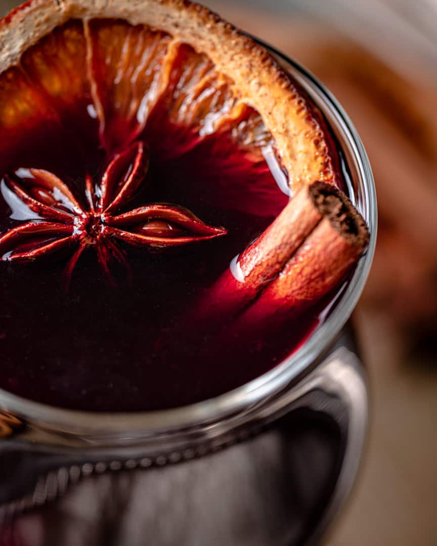 Mulled Wine with Amaretto and Brandy