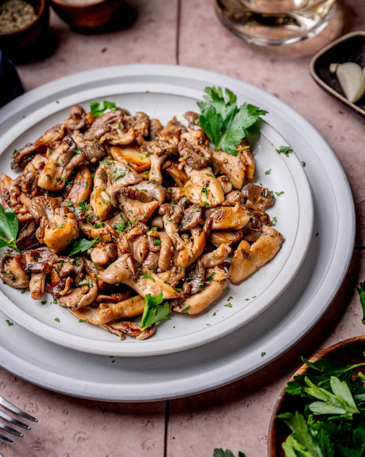 White Wine Garlic Butter Sautéed Oyster Mushrooms